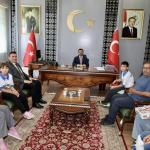 ADIYAMAN (PERRE) - Sibel TURAN- Akıl ve zeka oyunlarında derece elde eden öğrenciler Kahta Kaymakamı Muhammed Üsame soysal'a ziyarette bulundu.