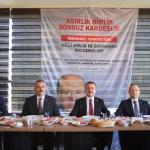 ADIYAMAN (PHA) - Milliyetçi hareket Partisi (MHP) Ordu Milletvekili Naci Şanlıtürk, “Terörsüz Türkiye İçin Milli Birlik ve Dayanışma Buluşmaları” kapsamında Adıyaman’a geldi.