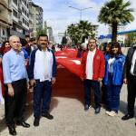 ADIYAMAN (PERRE) - Sibel TURAN-Kahta'da Gençlik Haftası dolayısıyla düzenlenen yürüyüş yoğun bir katılımla gerçekleşti.
