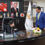 ADIYAMAN (PERRE) - Berfin GÜRBÜZ-Şeriban ÖZÇAKMAK - 23 Nisan Ulusal Egemenlik ve Çocuk Bayramı kapsamında Abuzer-Hatice Yıldırım İlkokulu öğrencileri, düzenlenen etkinliklerin ardından "gazetecilik" mesleğini tanıdı.