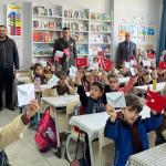ADIYAMAN (PERRE) - Sibel TURAN-Milli Eğitim Bakanlığı ile Millî Savunma Bakanlığı iş birliğinde yürütülen "İlk Mektubum Mehmetçiğe" etkinliği kapsamında, Yavuz Selim İlkokulu 1.