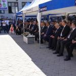 ADIYAMAN (PHA) - Besni’de 27’ncisi kutlanan Eğitim Bayramı’nda konuşan Adıyaman Belediye Başkanı Abdurrahman Tutdere, “Besni’miz Adıyaman’ın aydınlık yüzüdür, hayırseverlerimizin eserleriyle çocuklarımızın yarınları daha...